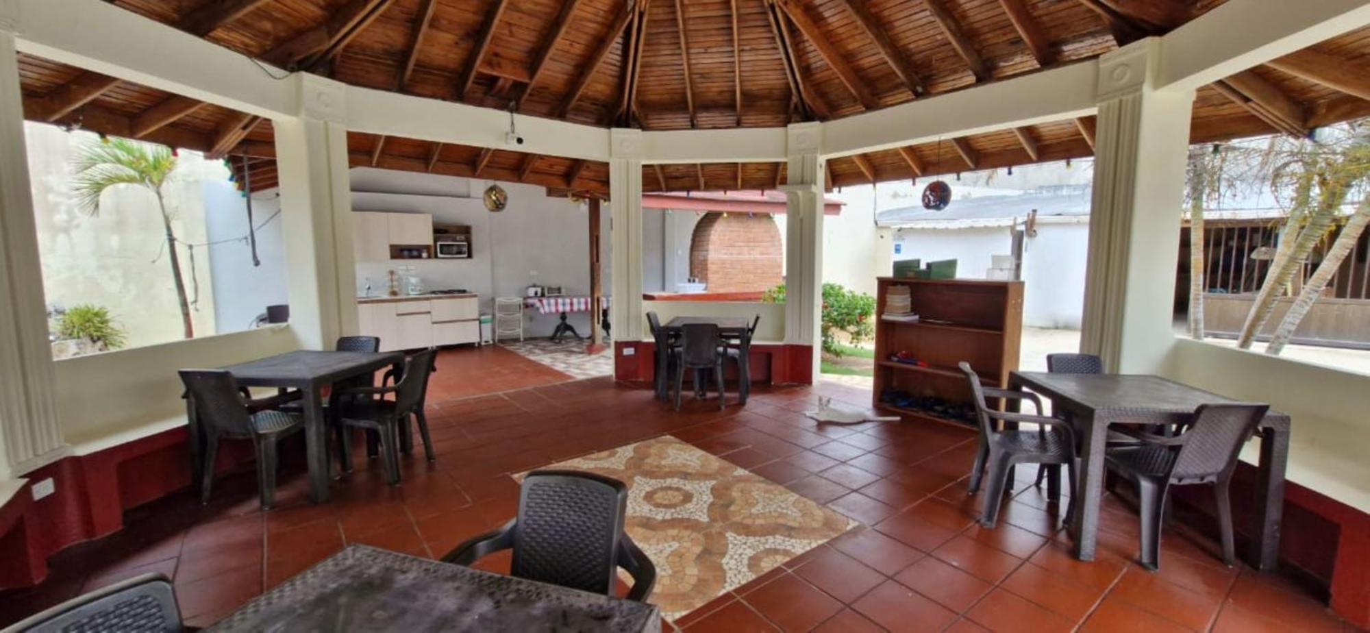 Hostal Marlyn San Andrés エクステリア 写真
